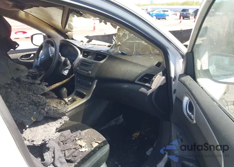 2014 Nissan Sentra Fe+ S/Fe+ Sv/S/Sl/Sr/Sv z USA, uszkodzony, nr VIN 3N1AB7AP1EL633137